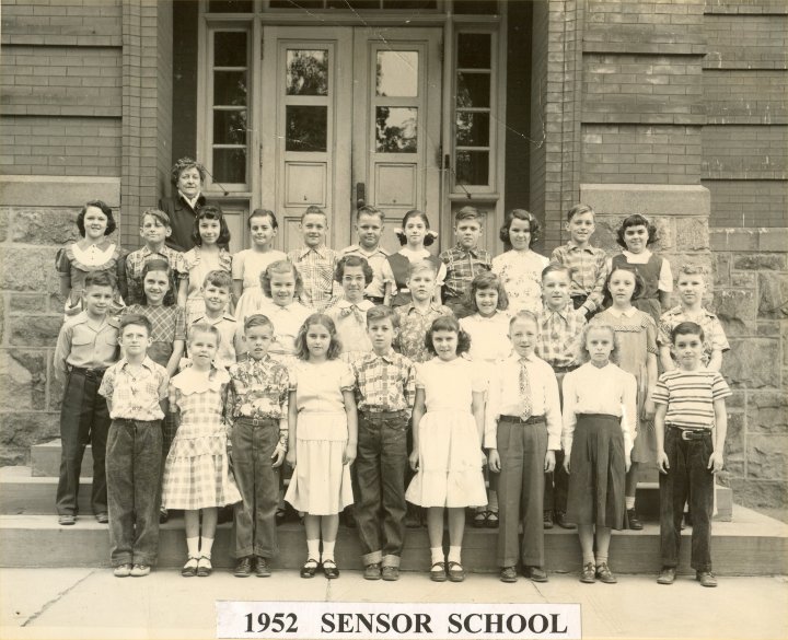 SensorSchool1952a.jpg - 105935 Bytes